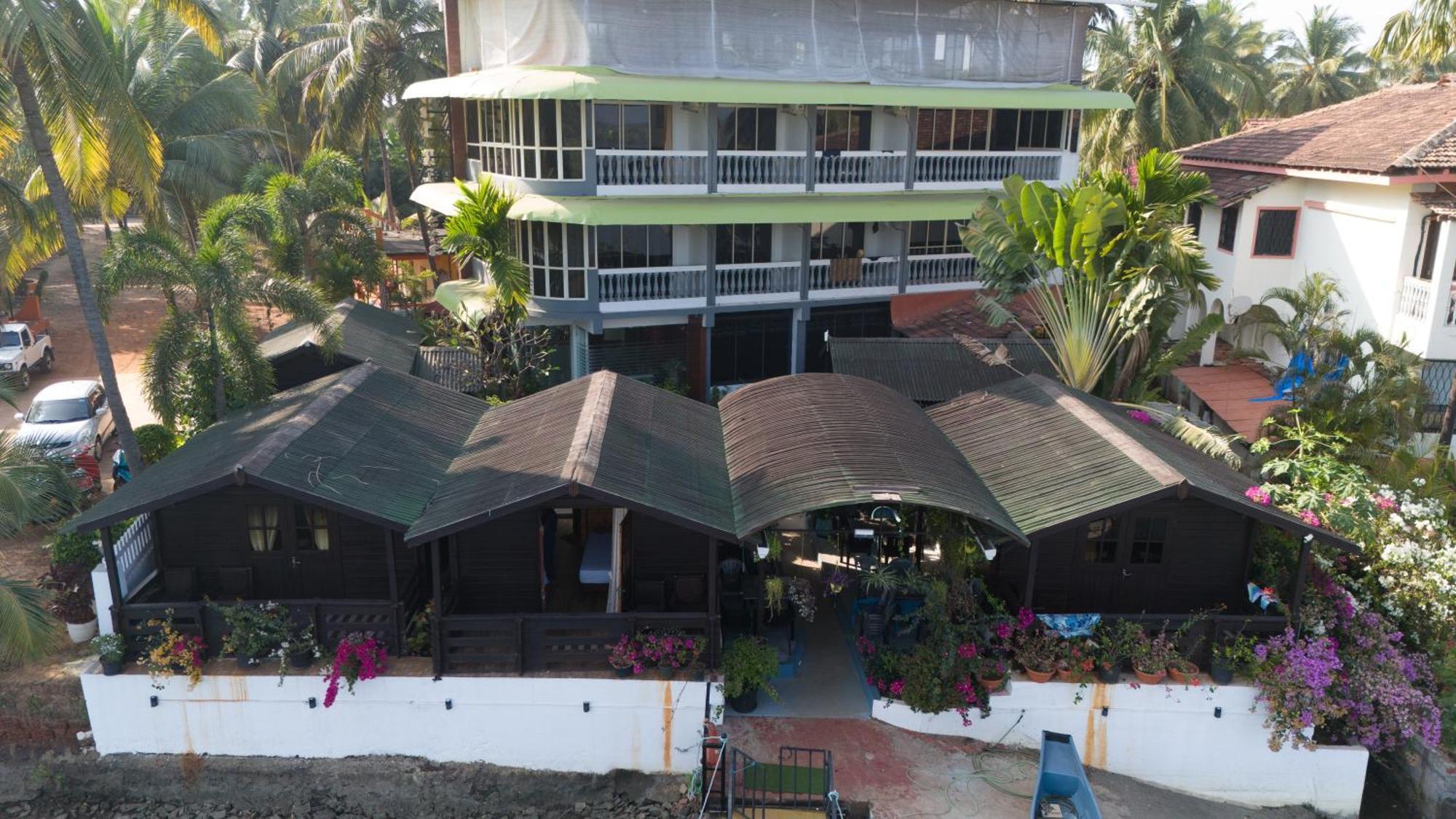 Hotel Sal Riviera à Cavelossim Extérieur photo